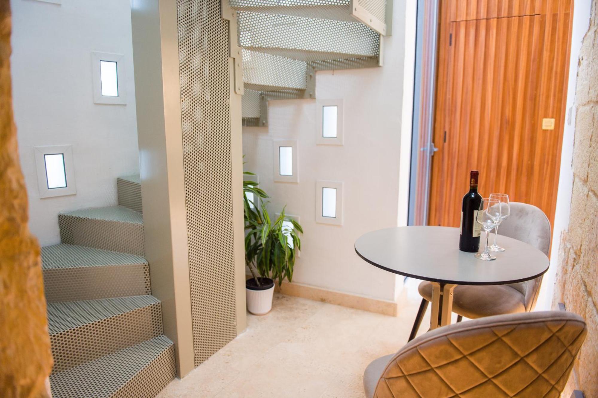 San Anton Suites Attard Eksteriør bilde