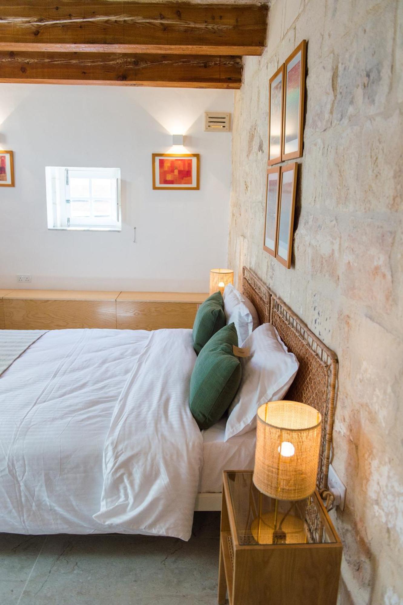 San Anton Suites Attard Eksteriør bilde
